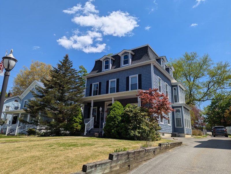 Brewster’s Victorian houses — photograph 1